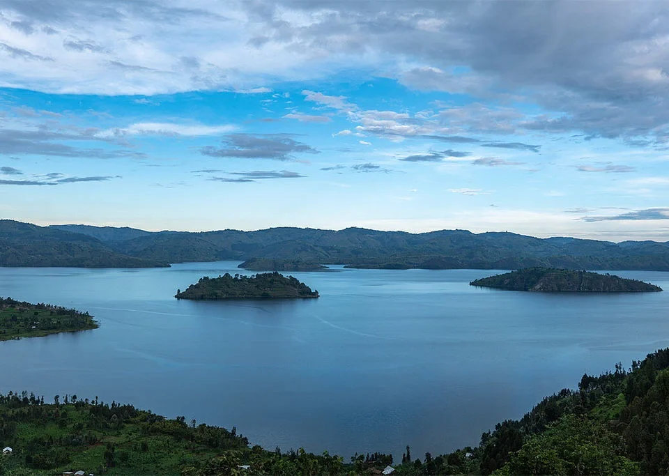 burera-and-ruhondo-twin-lakes-in-volcanoes-national-park