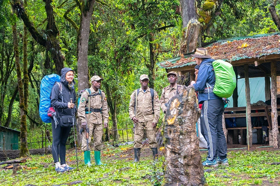 how-to-book-a-safari-in-uganda-step-by-step-guide