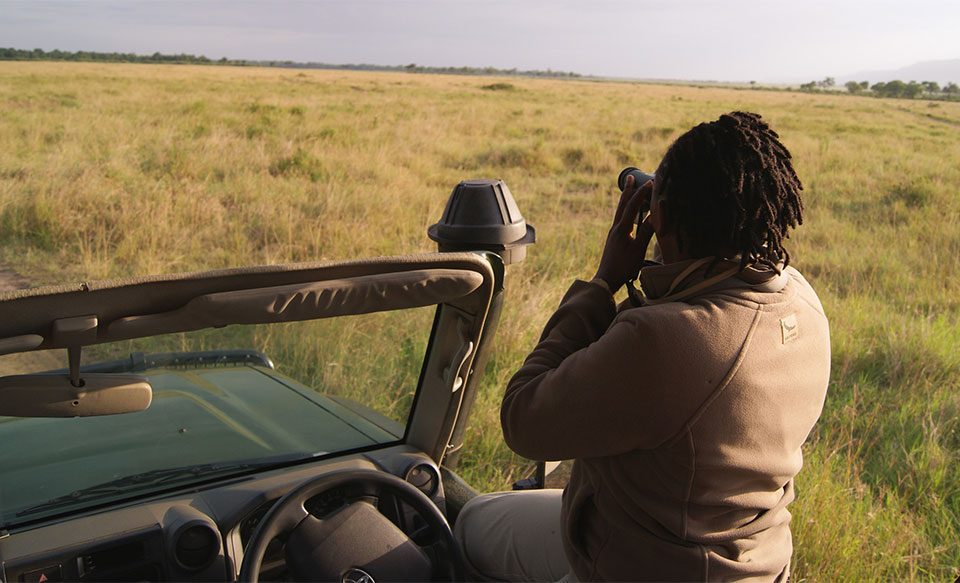 uganda-safari-with-a-lady-guide