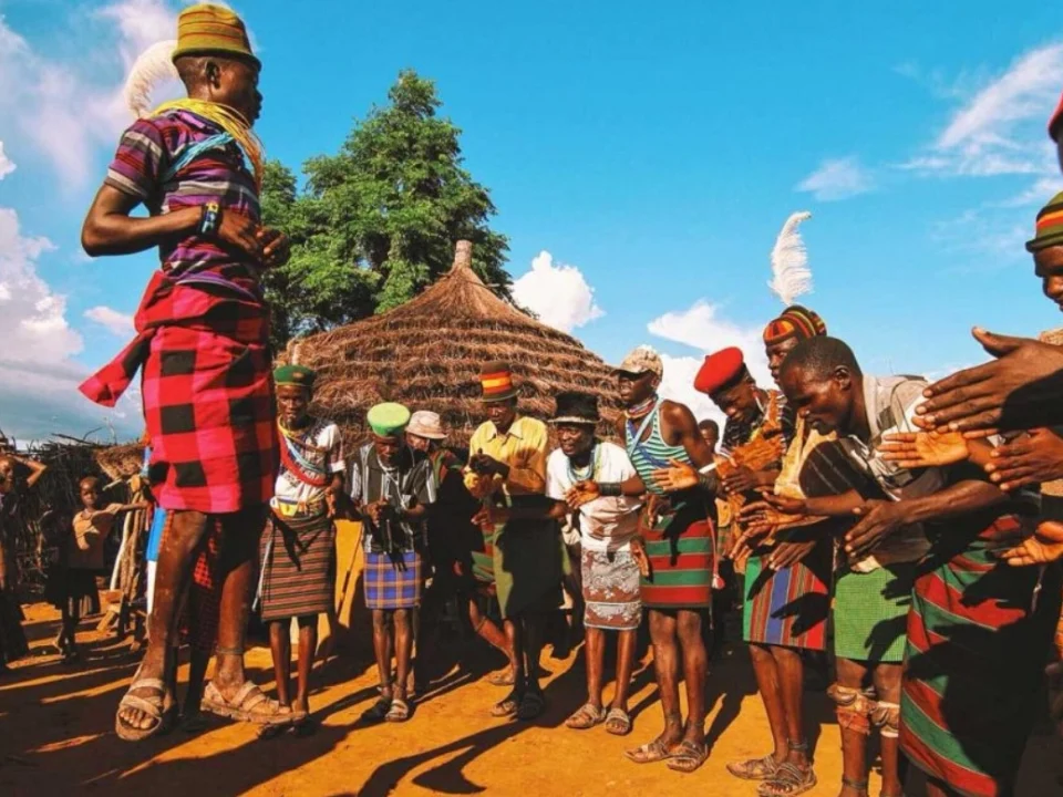 4-days-uganda-cultural-and-gorilla-tour