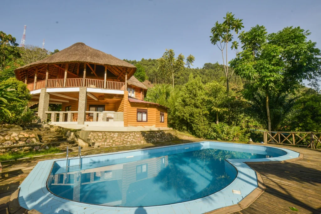 lodges-with-swimming-pool-in-bwindi-national-park