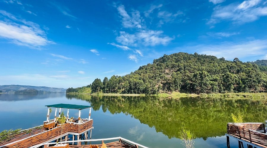 best-romantic-safari-lodges-for-couples-in-uganda
