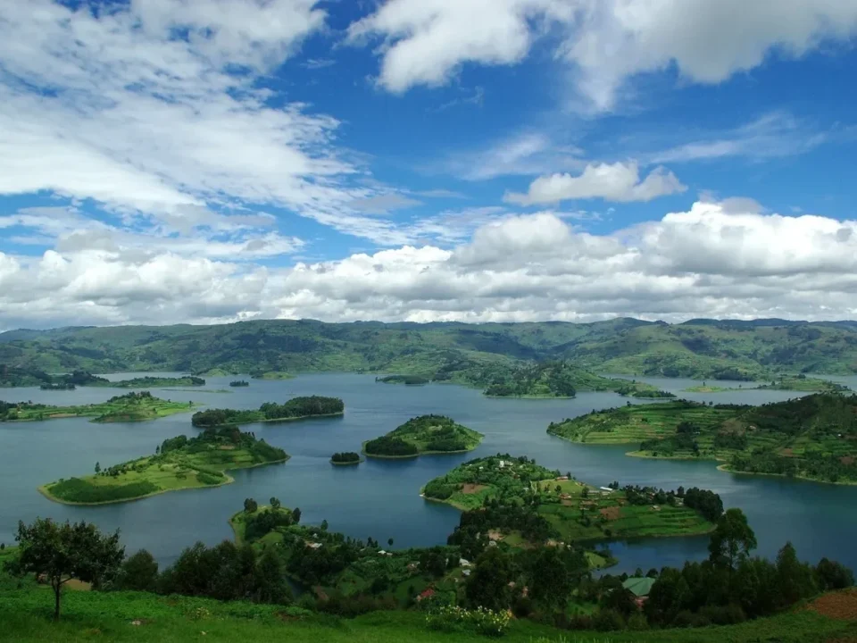 can-i-do-lake-bunyoni-and-gorilla-trekking-starting-from-kigali