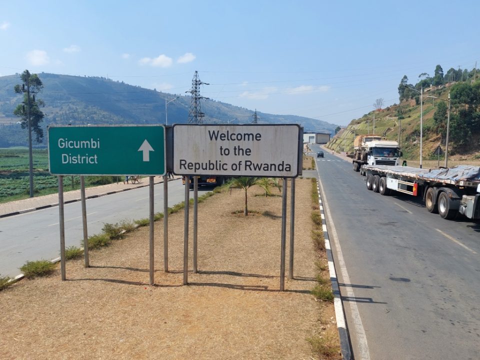 rwanda-to-uganda-border-crossing-guide