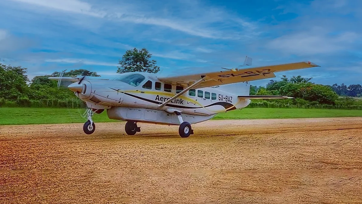 fly-in-gorilla-safari-in-uganda